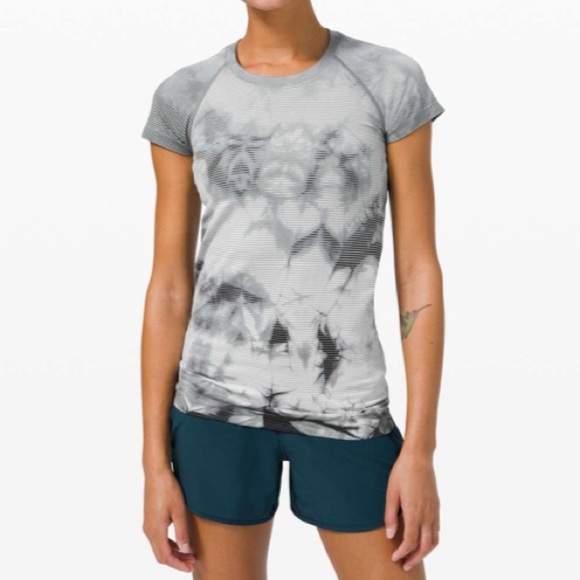 Lululemon Swiftly Tech Short Sleeve 2.0 Shibori Stripe Graphite Grey Size 8 - Picture 1 of 8